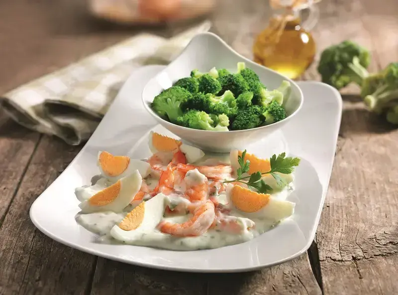Broccoli-Eier-Ragout mit Crevetten